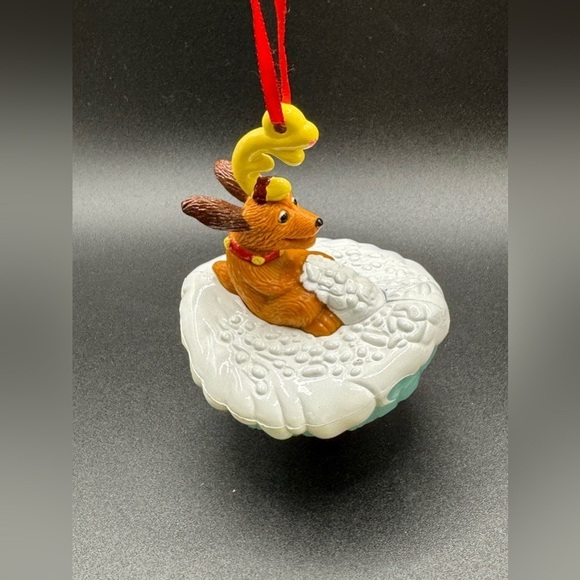 How The Grinch Stole Christmas Dog Max In Snow Christmas Ornament Top Spins VTG - Picture 2 of 9